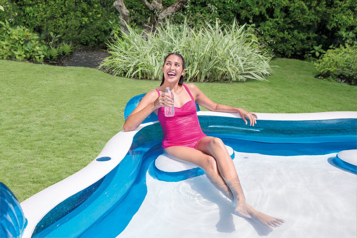 90'' x 90'' Swim Centerª Family Lounge Pool - John Adams