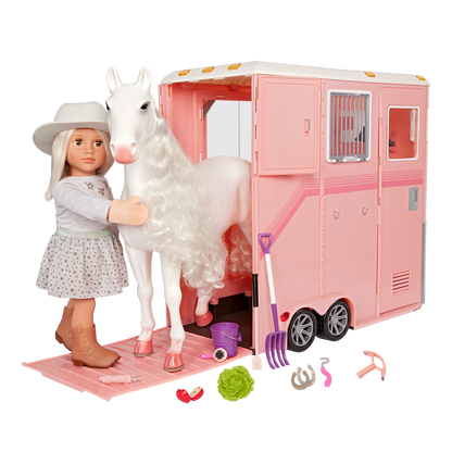 Mane to Travel Horse Trailer Set