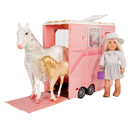 Mane to Travel Horse Trailer Set