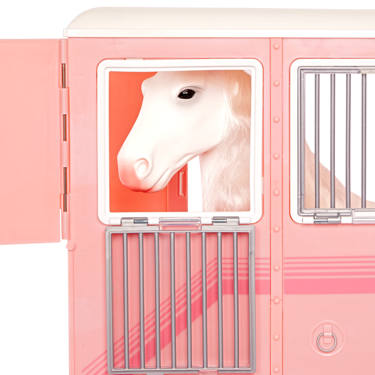 Mane to Travel Horse Trailer Set